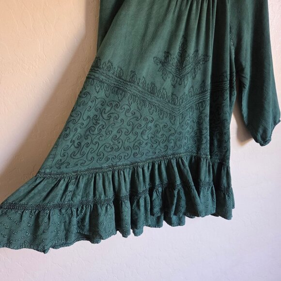 The Pyramid Collection Embroidered Tiered Flowy Tunic Top Green 1X Fairy Grunge - Picture 4 of 11